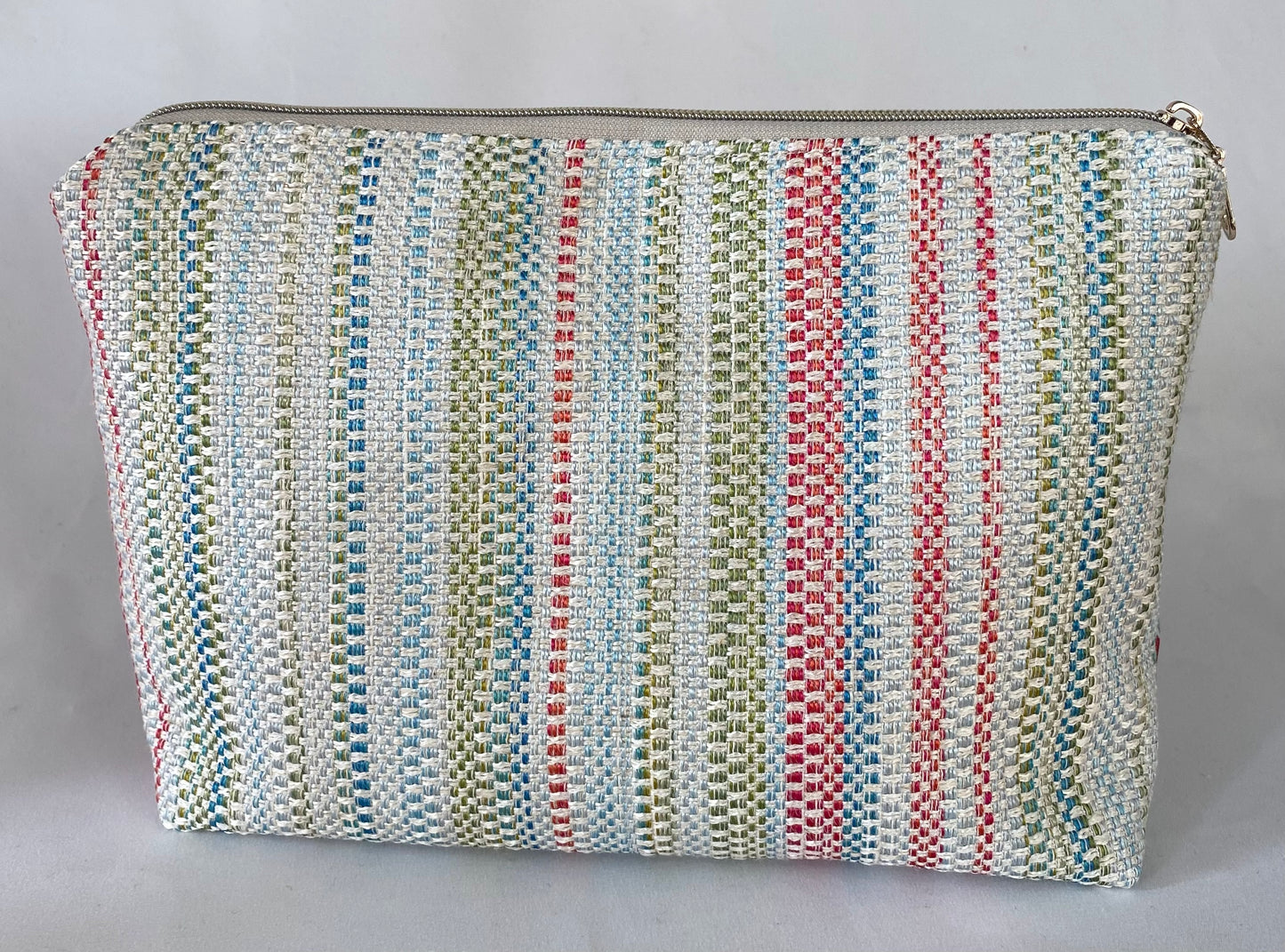 Turquoise leaf Cosmetic bag with water resistant lining