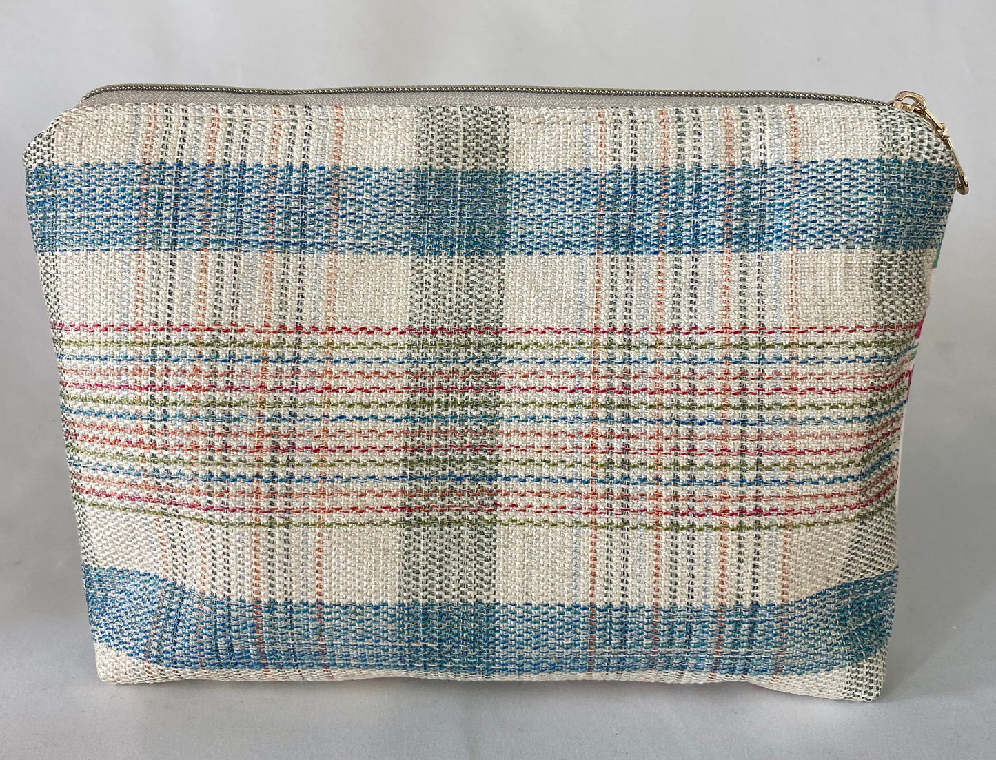 Little Robyn Cosmetic bag with water resistant lining
