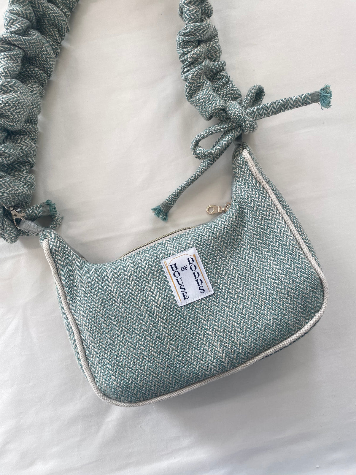 Herringbone Hand Bag with extendable handle