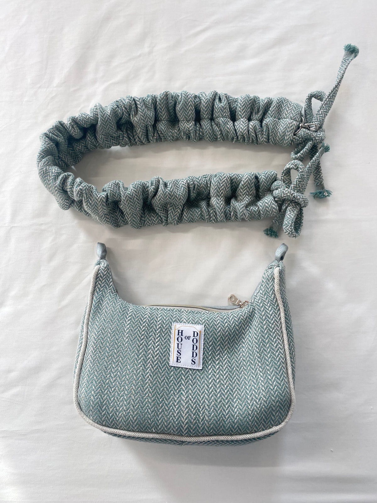 Herringbone Hand Bag with extendable handle