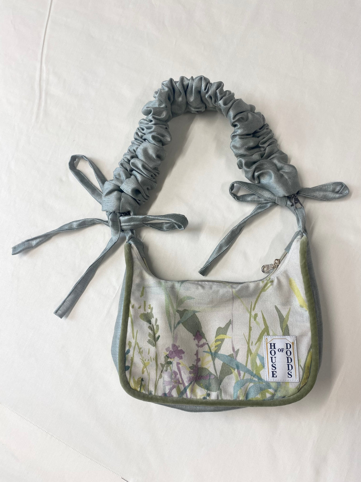 Lemon grass Hand Bag with extendable handle
