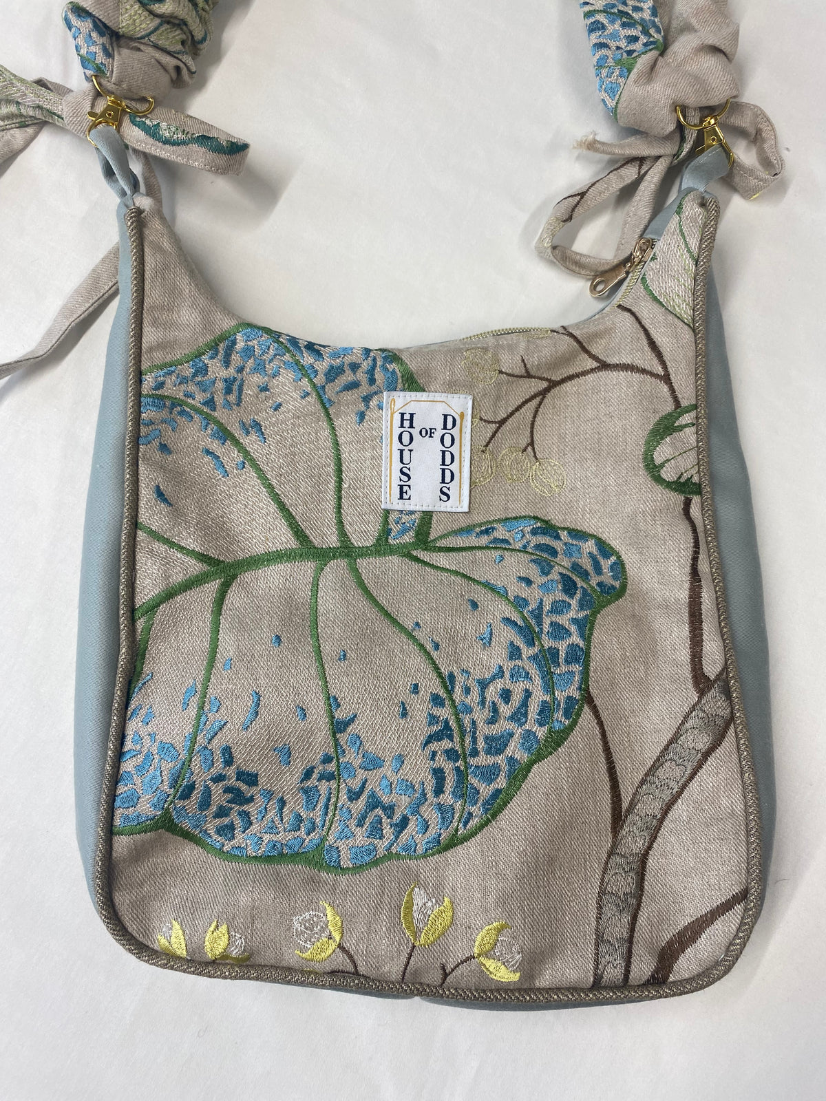 Large botanical Hand Bag with extendable handle