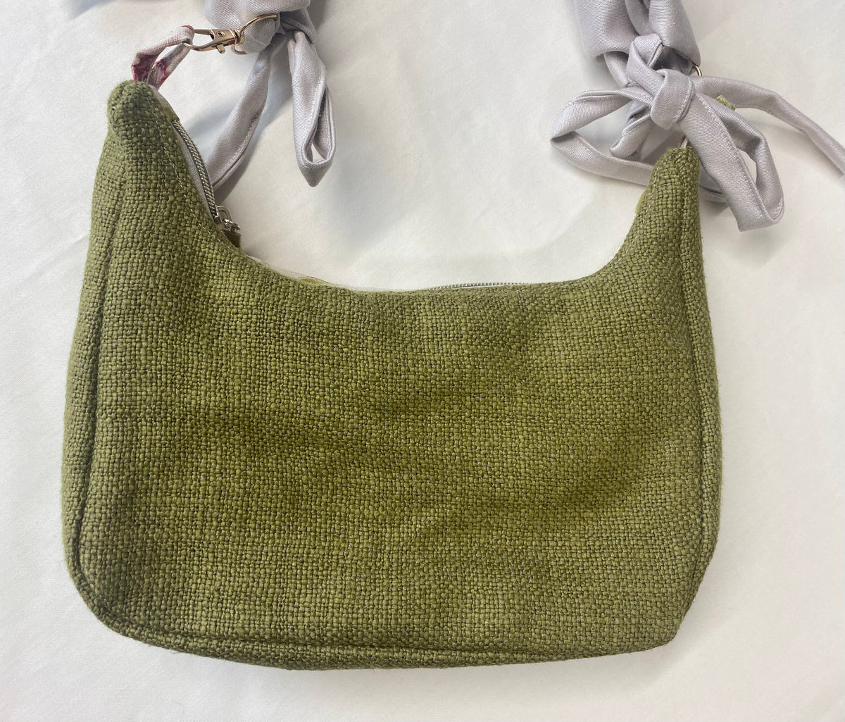 Green floral Hand Bag with extendable handle