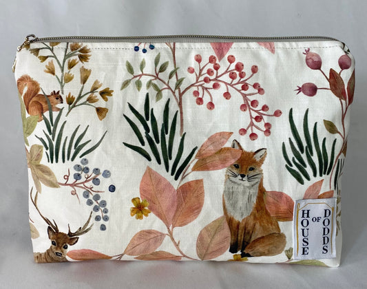 Animal woodland Cosmetic bag with water resistant lining