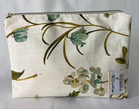 Snow Drop Cosmetic bag with water resistant lining