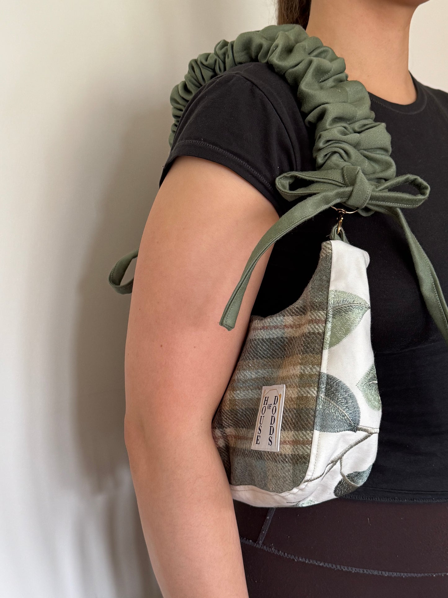 Tartan and floral Hand Bag with extendable handle