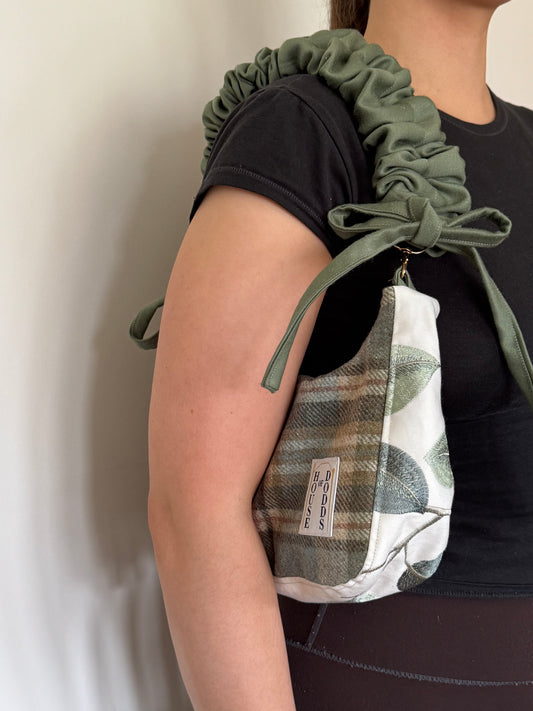 Tartan and floral Hand Bag with extendable handle