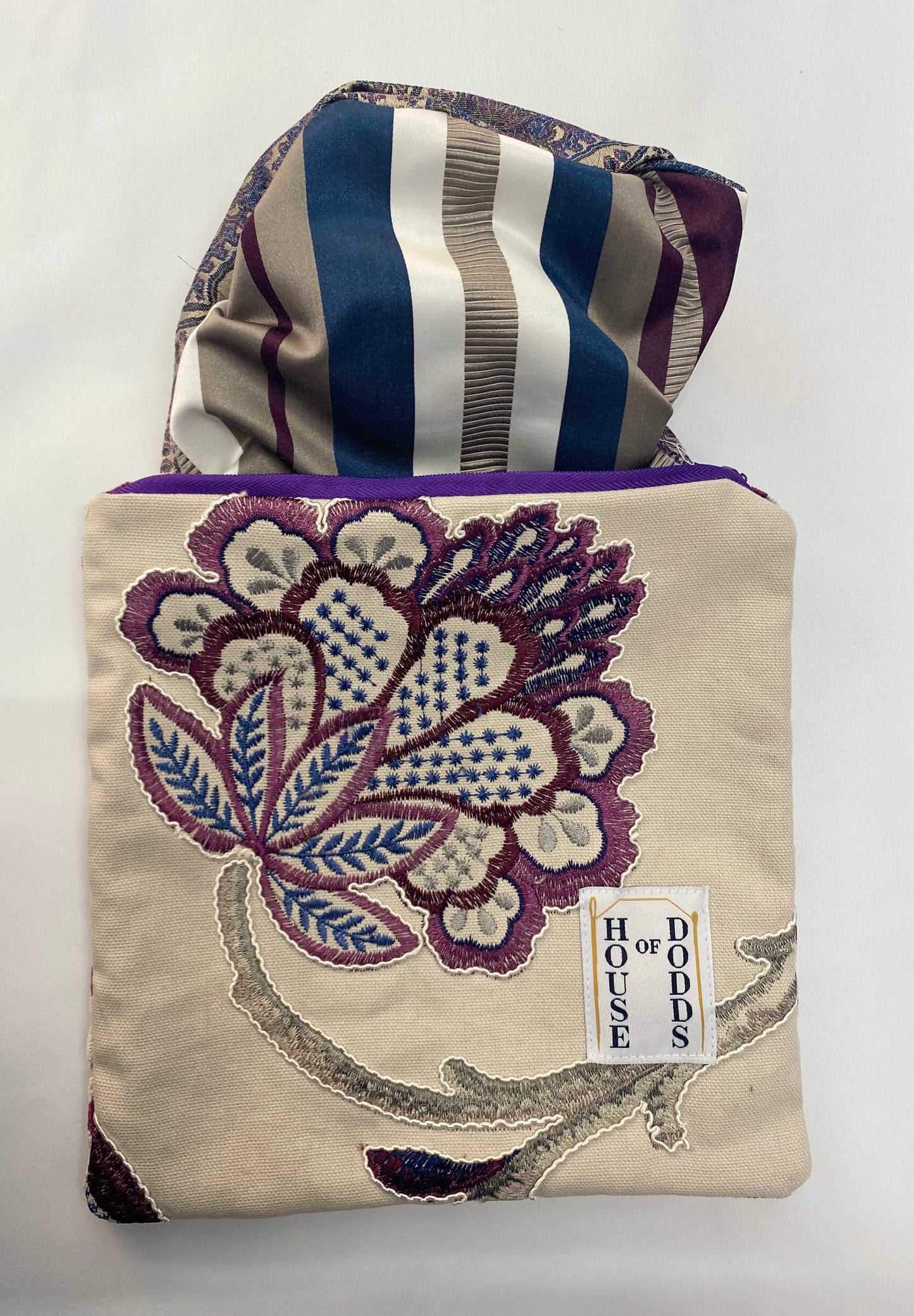 Floral Velvet and Silk Travel Pouch – Purple Embroidery with Luxurious Velvet Back