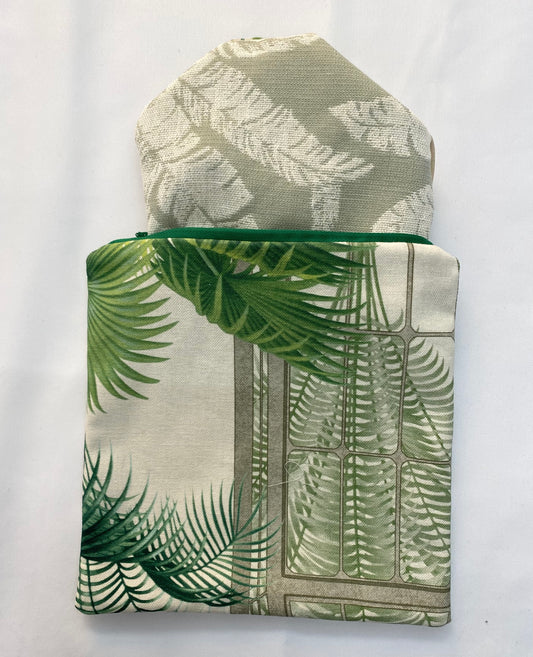 jungle green Travel Pouch